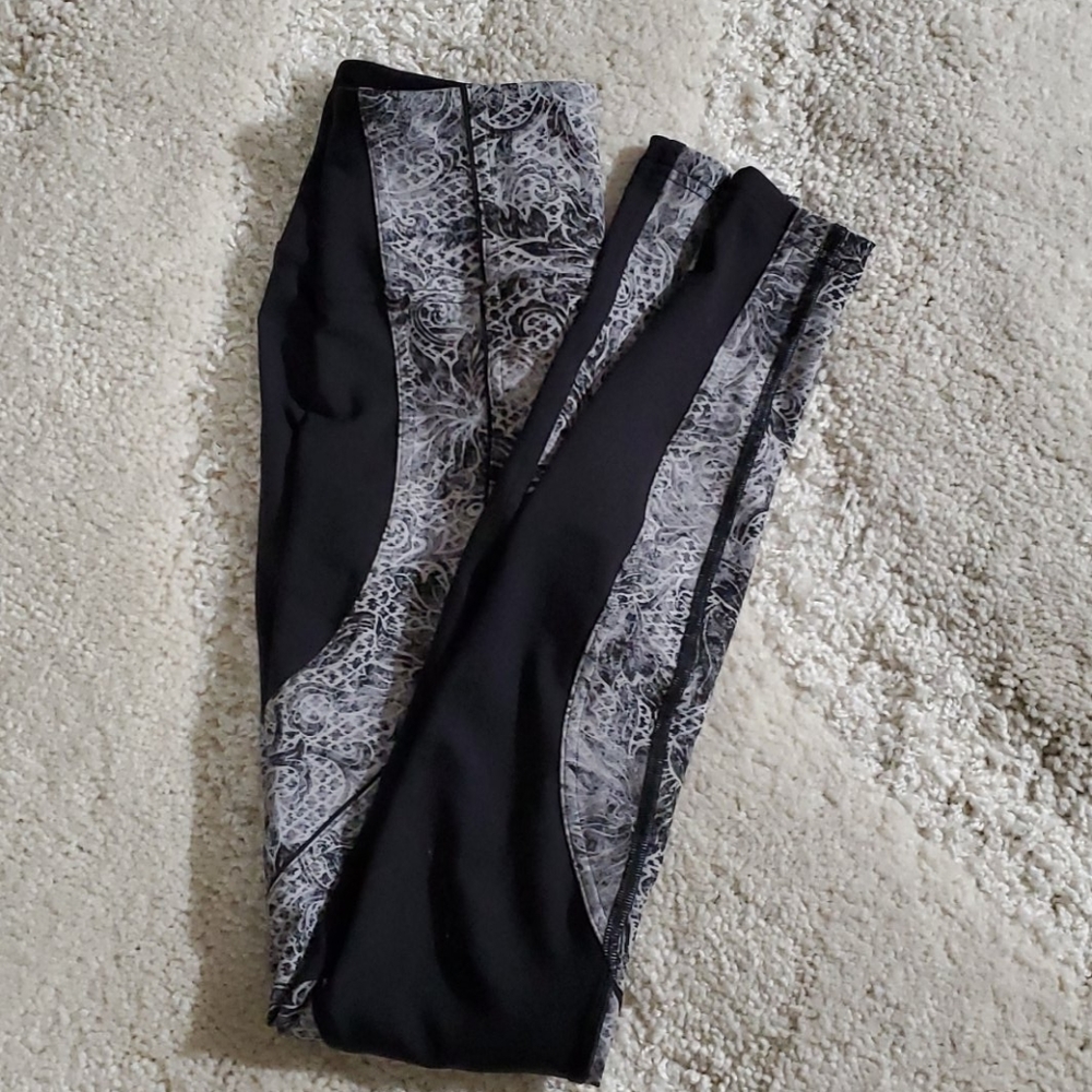 Lululemon athletic leggings